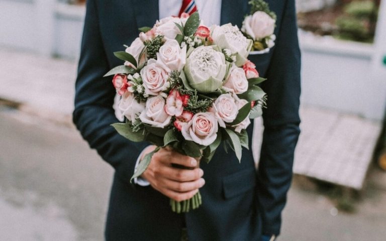 Hints to Opt Premium Quality Flowers For Wife