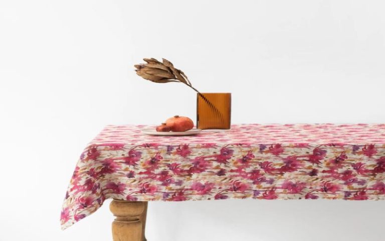 Eco-Conscious Dining: Are Linen Tablecloths the Sustainable Choice?